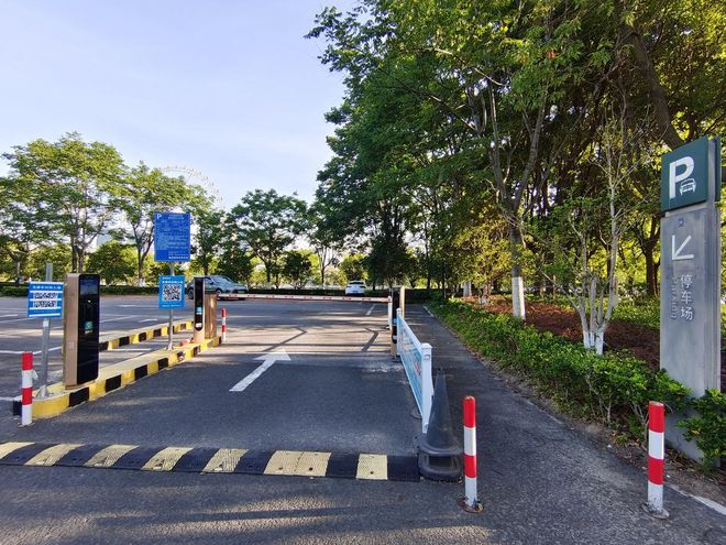 套四日黄山高评分旅行社四天三晚费用全含冰球突破豪华版app黄山四日游自驾配(图5)